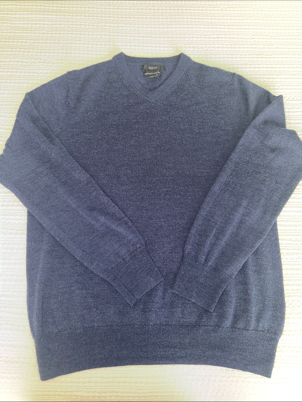 Tahari Men's Crewneck Sweater - Navy Blue